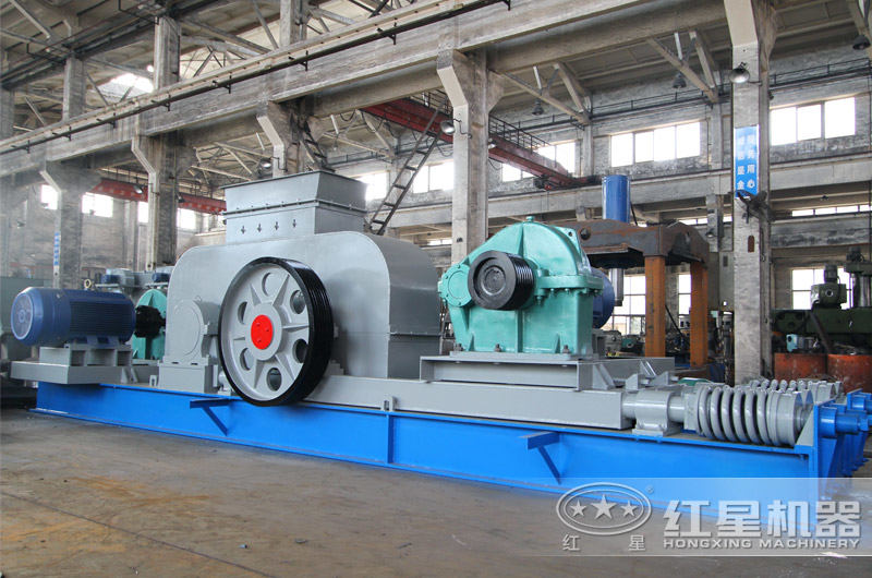 對輥破碎機設(shè)備實拍 對輥破碎機設(shè)備實拍