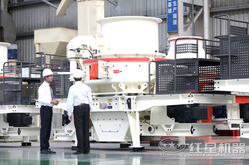 客戶來廠參觀考察制砂設(shè)備 客戶來廠參觀考察制砂設(shè)備