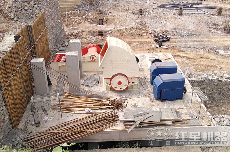 1615重錘破碎機參數(shù)_產(chǎn)量是多少？