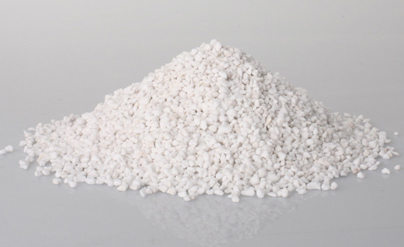 常見(jiàn)的珍珠巖 常見(jiàn)的珍珠巖