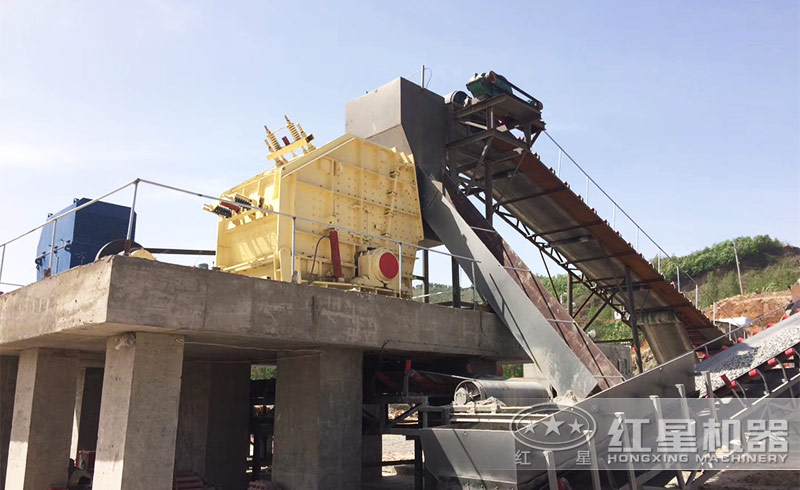 想買一臺破碎礦石的1315反擊破，多少錢？廠家給送貨嗎？