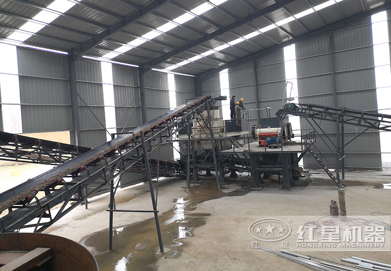 2臺鄂破+沖擊式制砂機配置的生產(chǎn)線 2臺鄂破+沖擊式制砂機配置的生產(chǎn)線