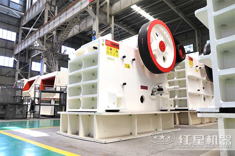 大型鐵礦石破碎機(jī)多少錢一臺？